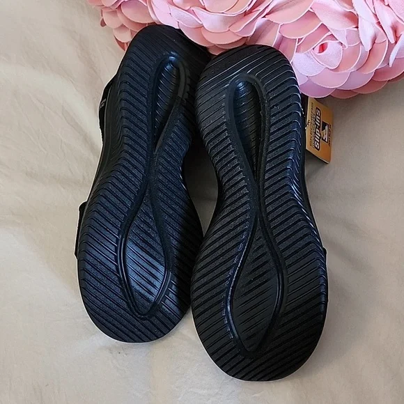 Skechers Slip In Sandals - Picture 6 of 7